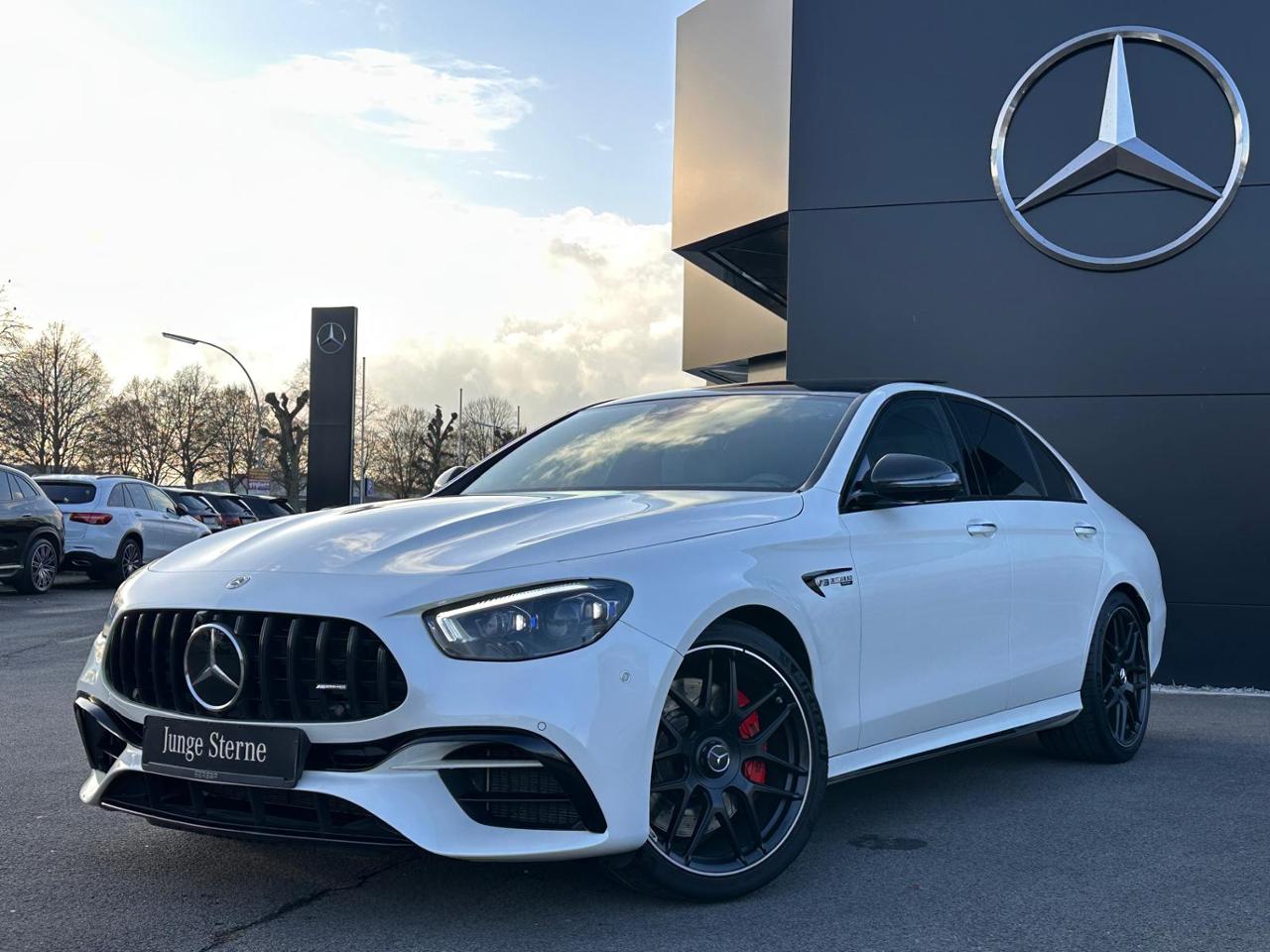 E 63 AMG S 4M+ Night Carbon Pano HUD Multibeam